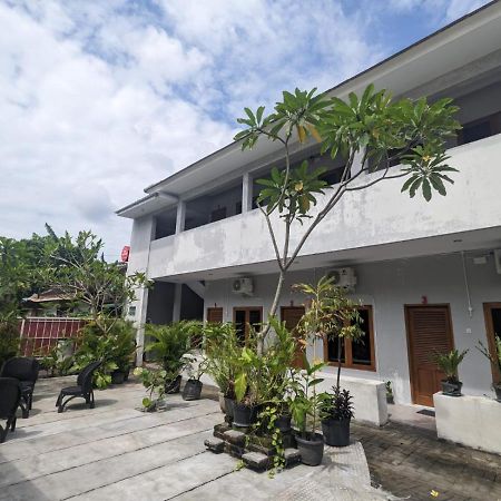 Rumah Pagar Merah Homestay Yogyakarta Kültér fotó